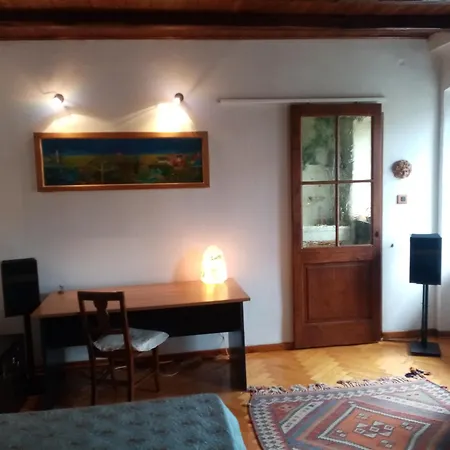 Guest house Affitta Explora Caffe Trieste